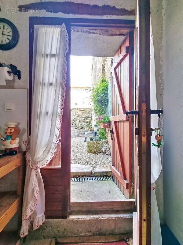 Maison à CESSENON-SUR-ORB