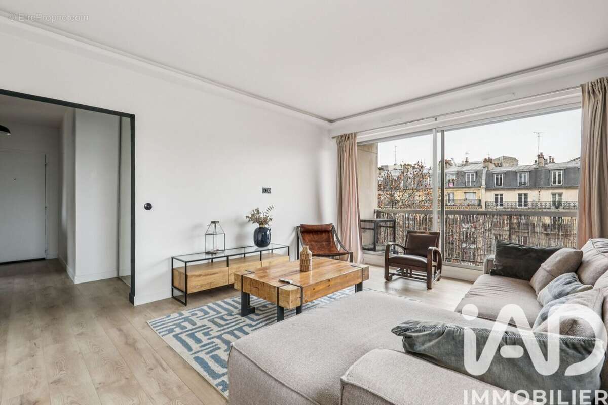Photo 3 - Appartement à PARIS-16E