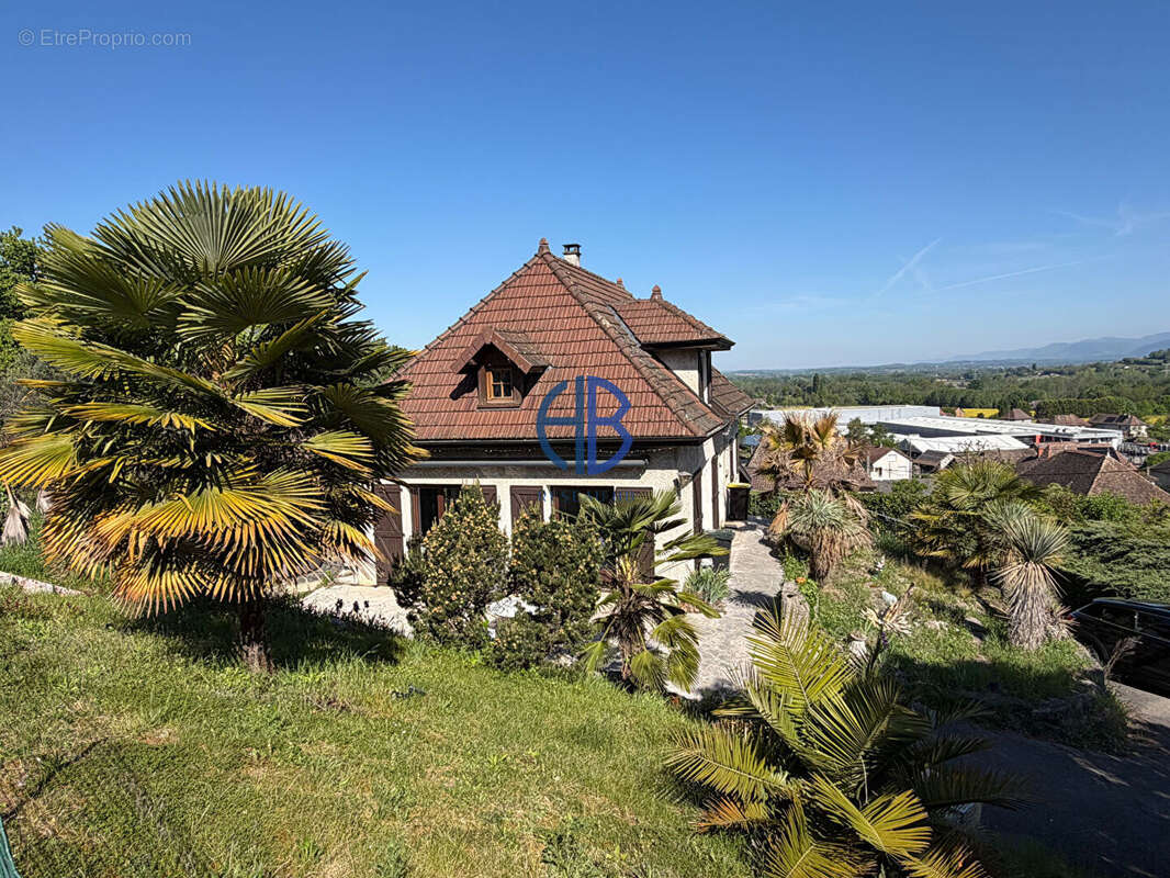 Maison à LES AVENIERES