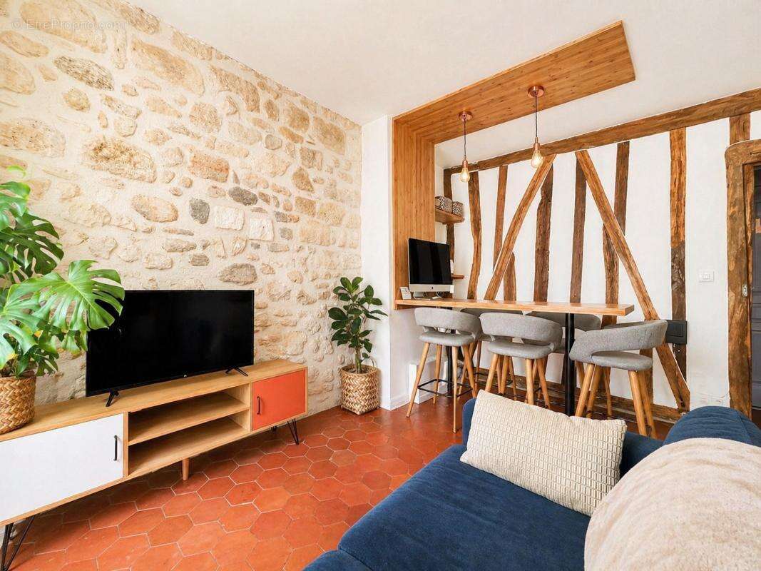 Appartement à PARIS-3E