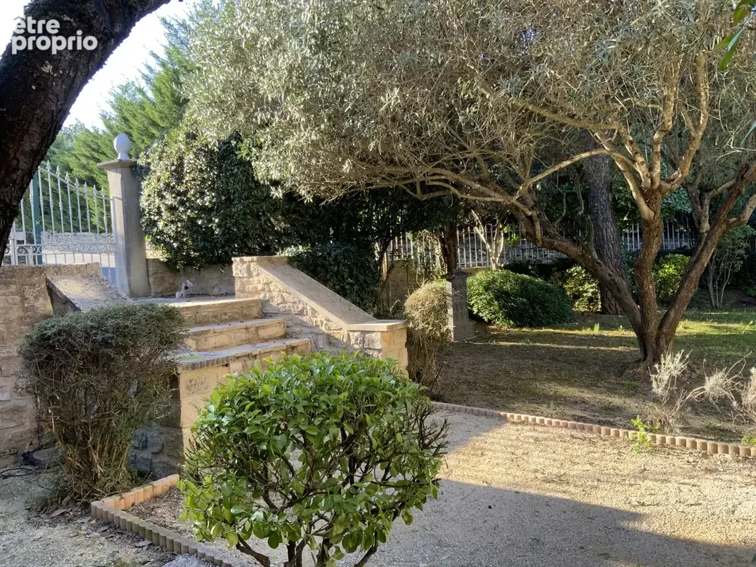 Belle maison de village en pierre avec jardin. - photo 6