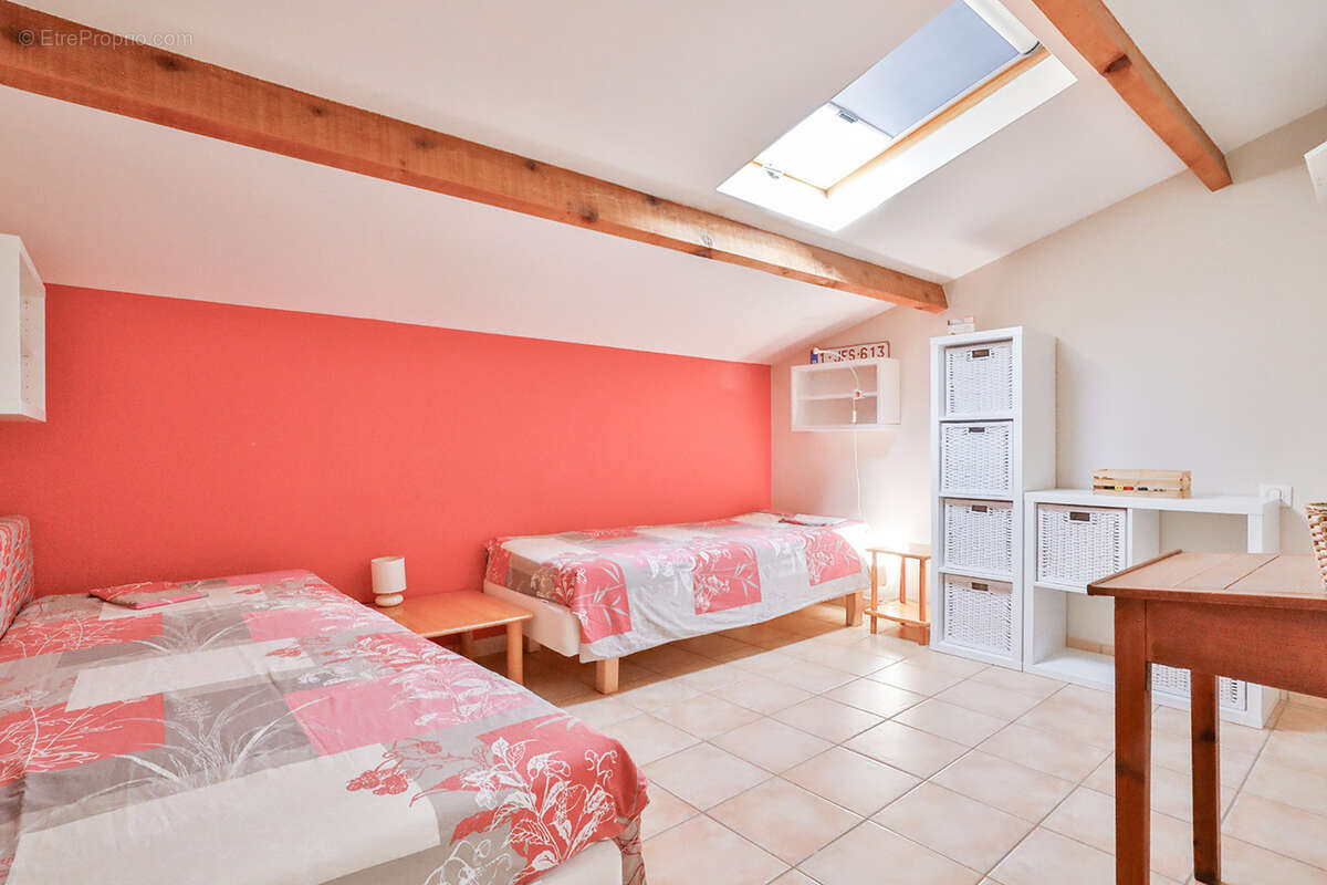 Maison à CARQUEIRANNE