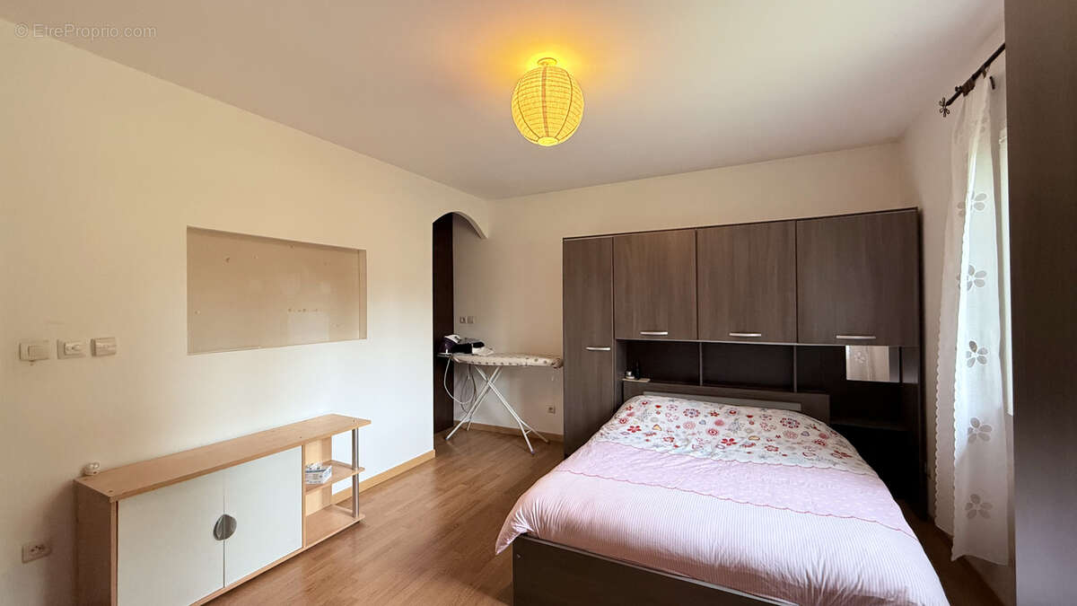 Maison à MESSIMY-SUR-SAONE