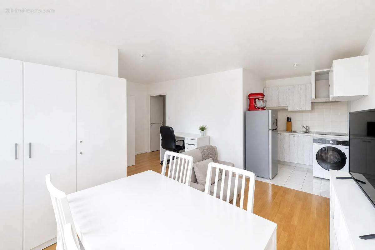 Studio lumineux avec terrasse à Carrières-sous-Poissy - photo 8