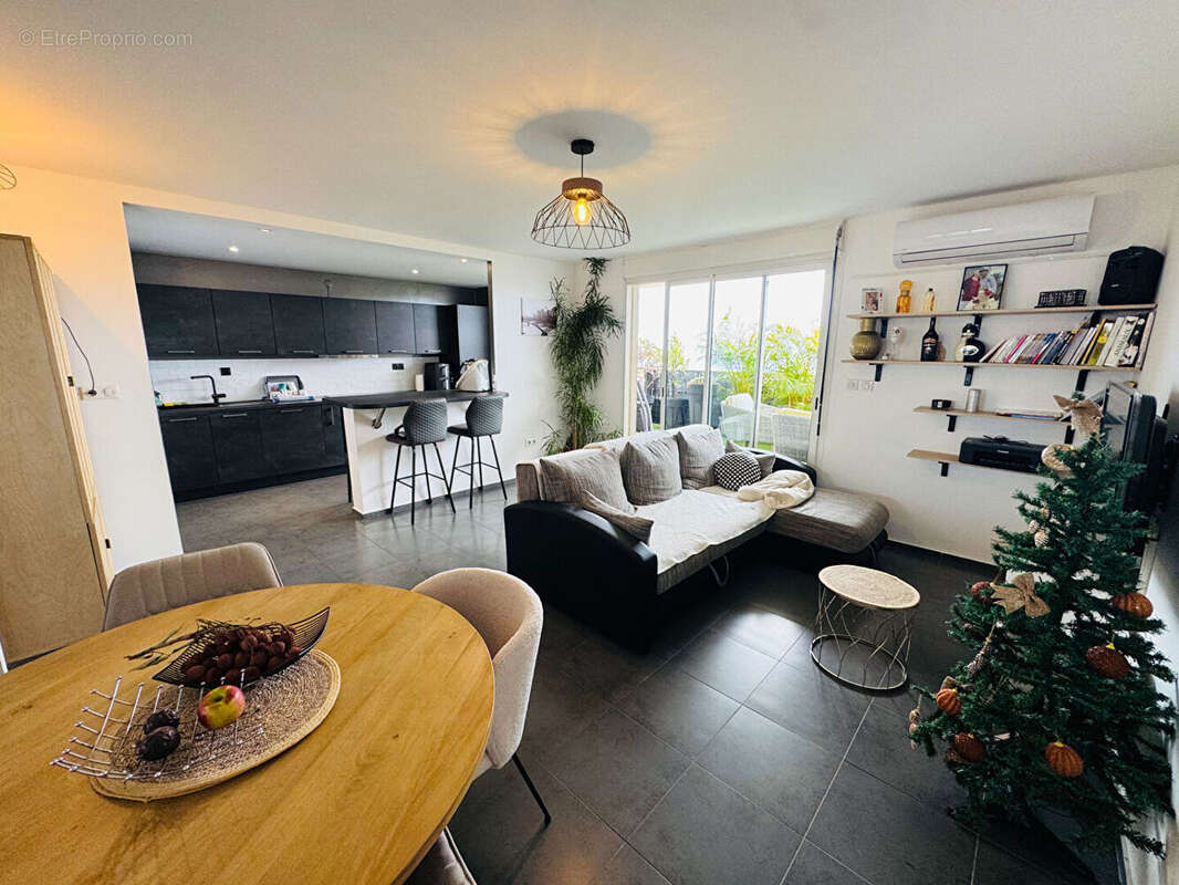 Appartement à SAINT-DENIS
