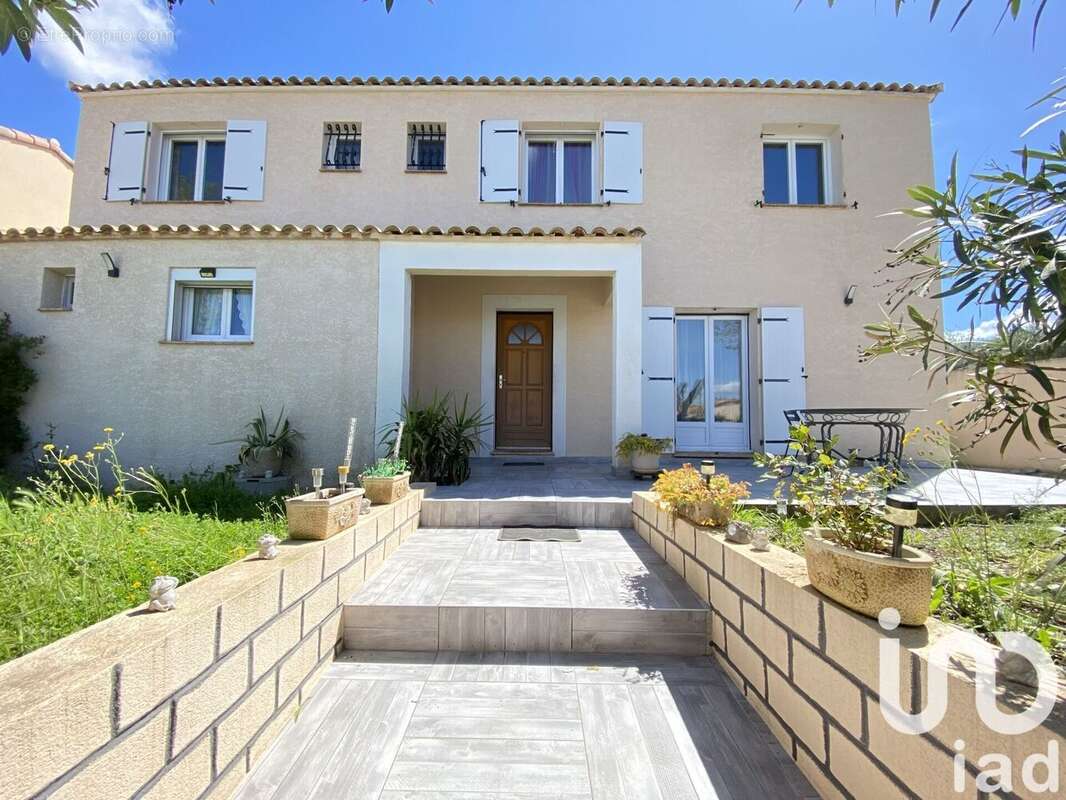 Photo 5 - Maison à MONTBAZIN