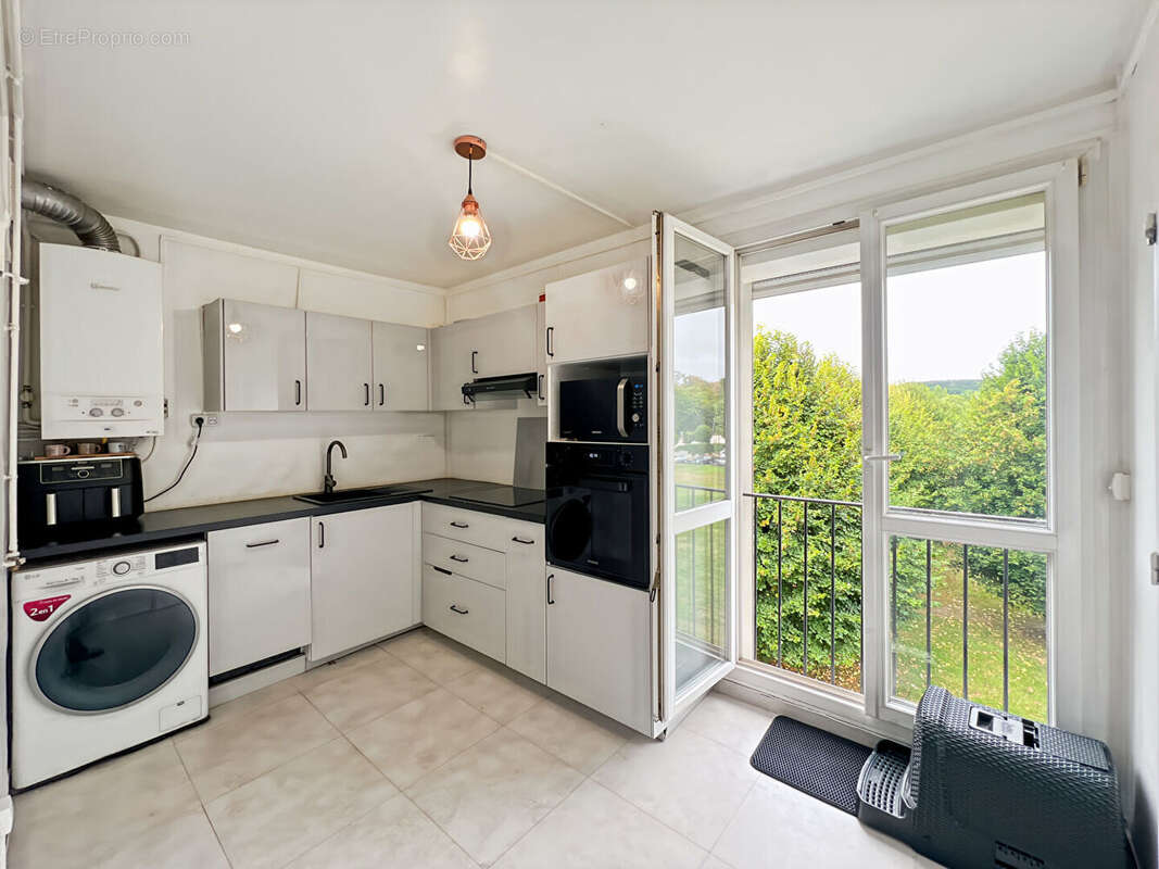 Appartement à ROSNY-SUR-SEINE