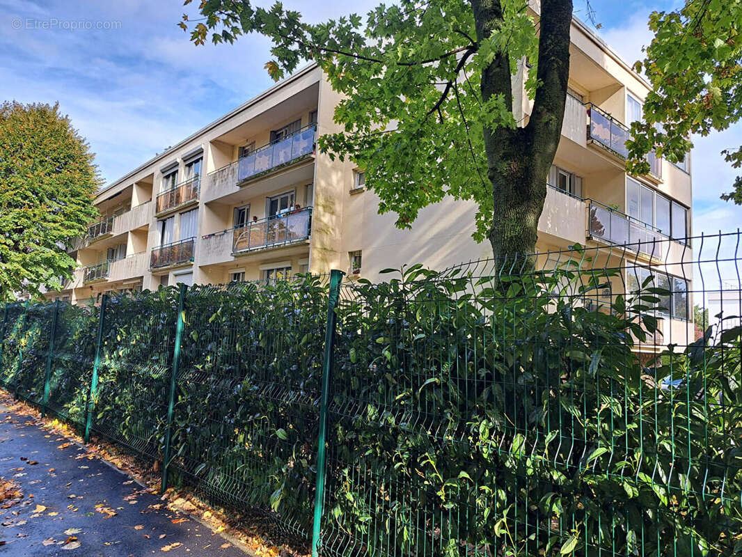 Appartement à RIS-ORANGIS