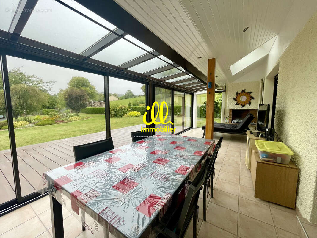 Maison 156 m² à Neuville-Les-This  - photo 9
