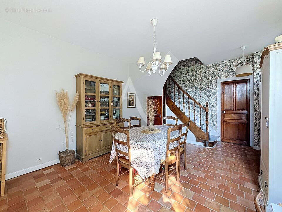 Maison Angers 4 pièce(s) 105 m2 - photo 5