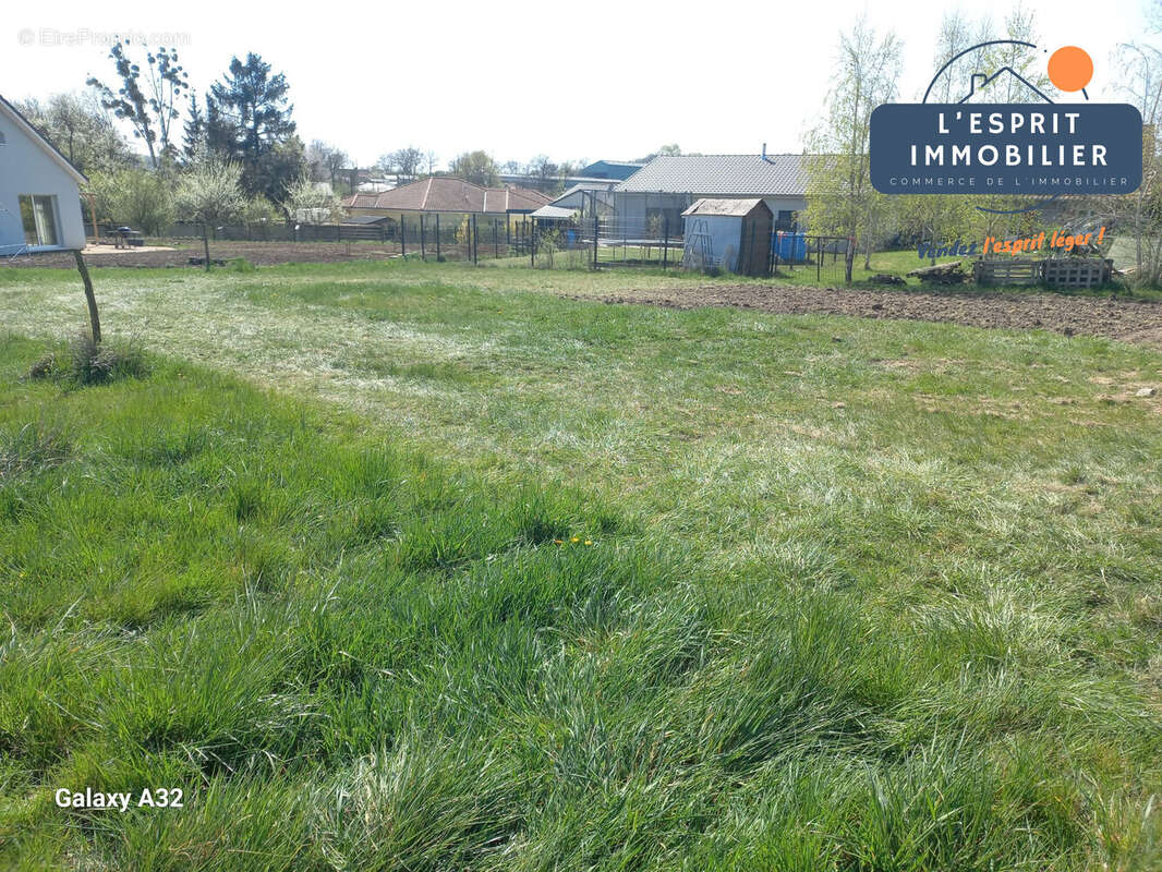 Terrain à CONDE-NORTHEN