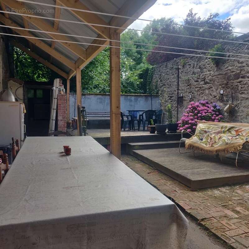 Maison à DUN-LE-PALESTEL