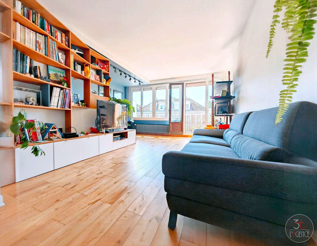 Appartement à FONTENAY-SOUS-BOIS