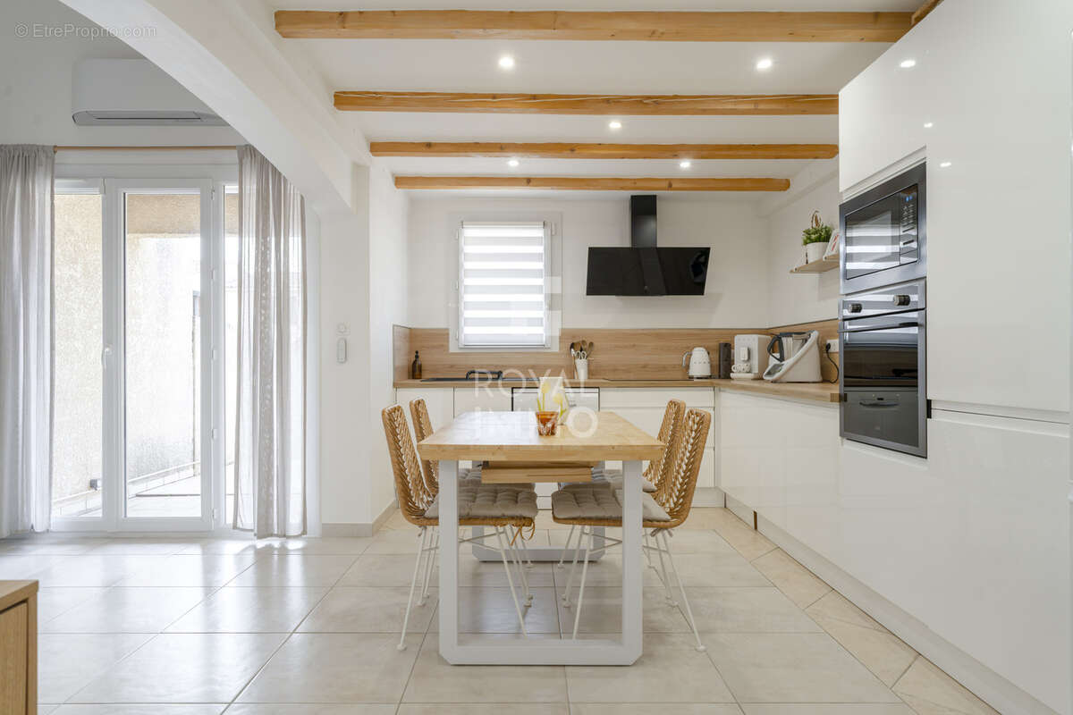 Maison à LA VALETTE-DU-VAR