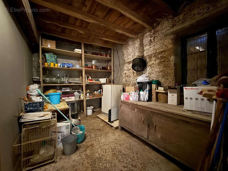 Dpt Hautes Pyrénées (65), à vendre SADOURNIN corps de ferme avec maison T6 de 125m² + grandes dépendances attenantes sur 8280 m² - photo 25