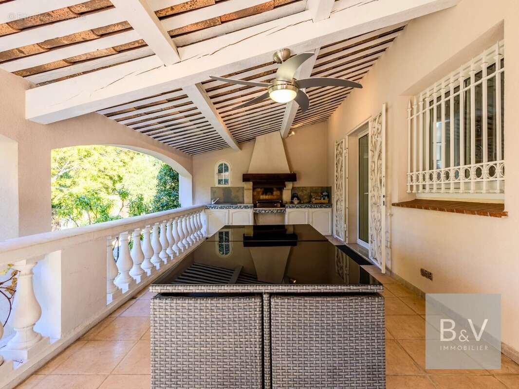 Maison à MOUANS-SARTOUX