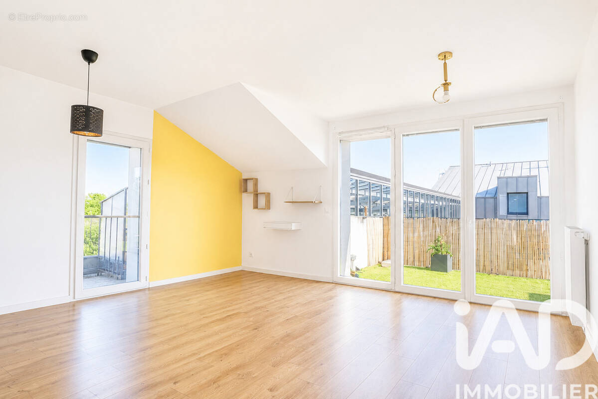 Photo 1 - Appartement à CHANTILLY