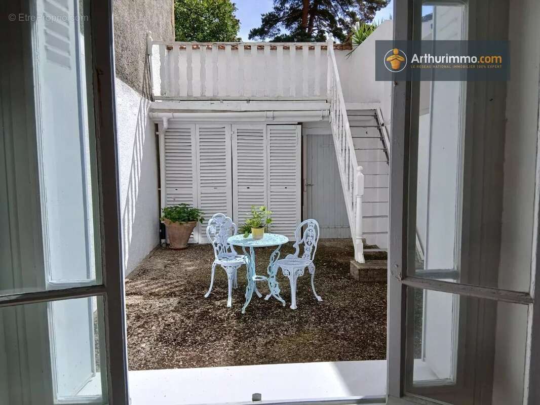 Maison à SAINTE-COLOMBE-SUR-L&#039;HERS