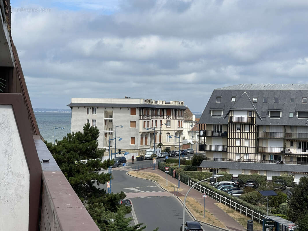 50m plage ! superbe 2 pieces entierement renove + cave + parking - photo 7