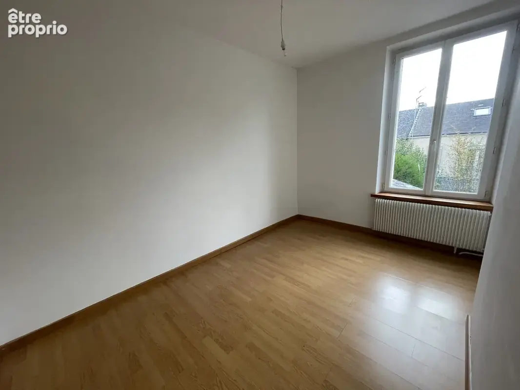 Appartement 173 m² à Charleville-Mezieres  - photo 3
