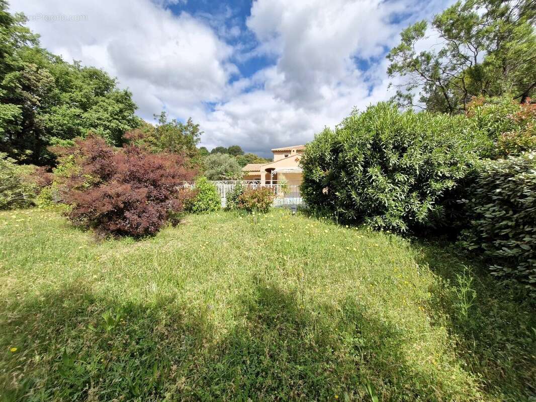 Maison à LORGUES
