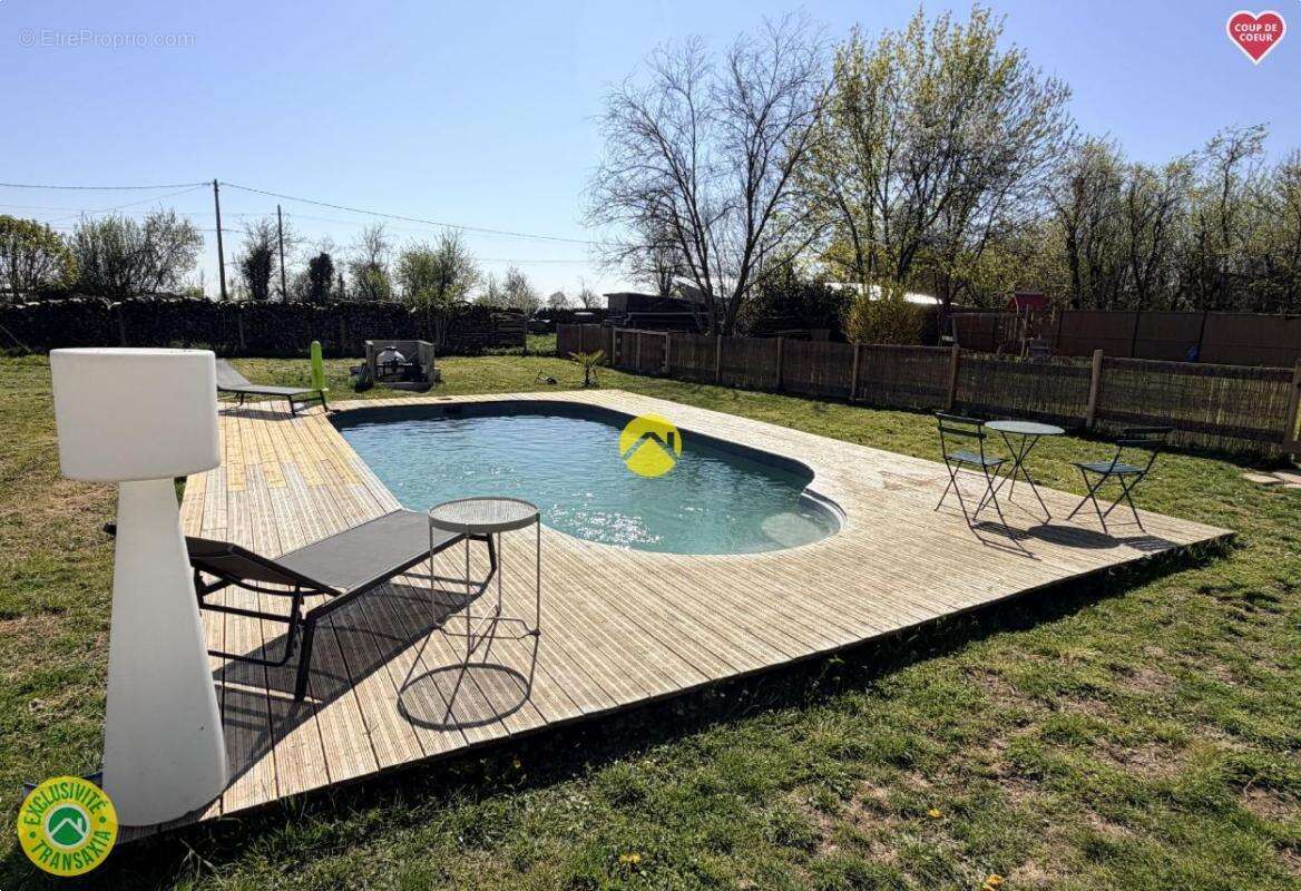 Maison à CHATEAUNEUF-SUR-CHER