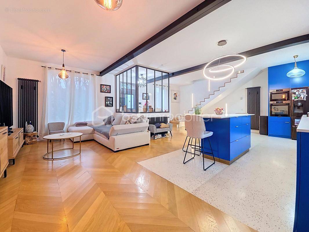 Maison à ROSNY-SOUS-BOIS