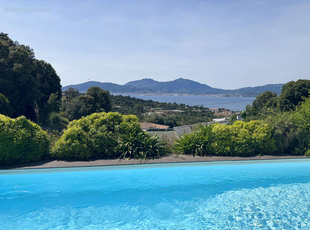 Maison à GROSSETO-PRUGNA