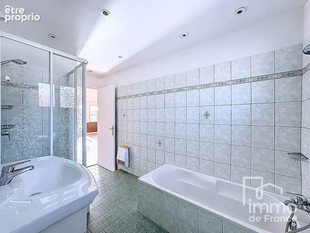 Appartement Bellegarde Sur Valserine 3 pièce(s) 80 m2 - photo 8