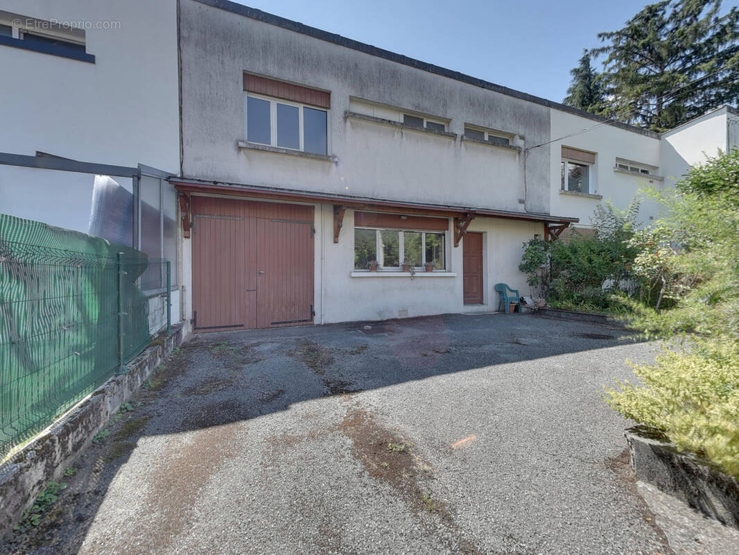 Maison à ECHIROLLES