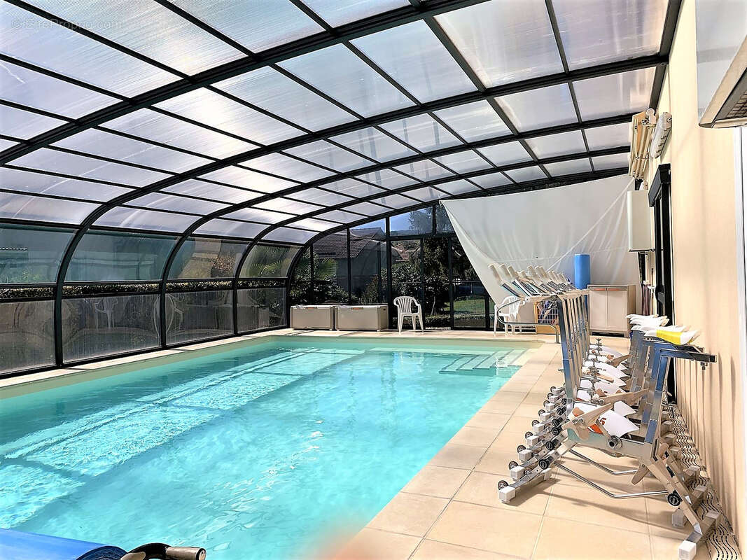 Maison à TERRASSON-LAVILLEDIEU