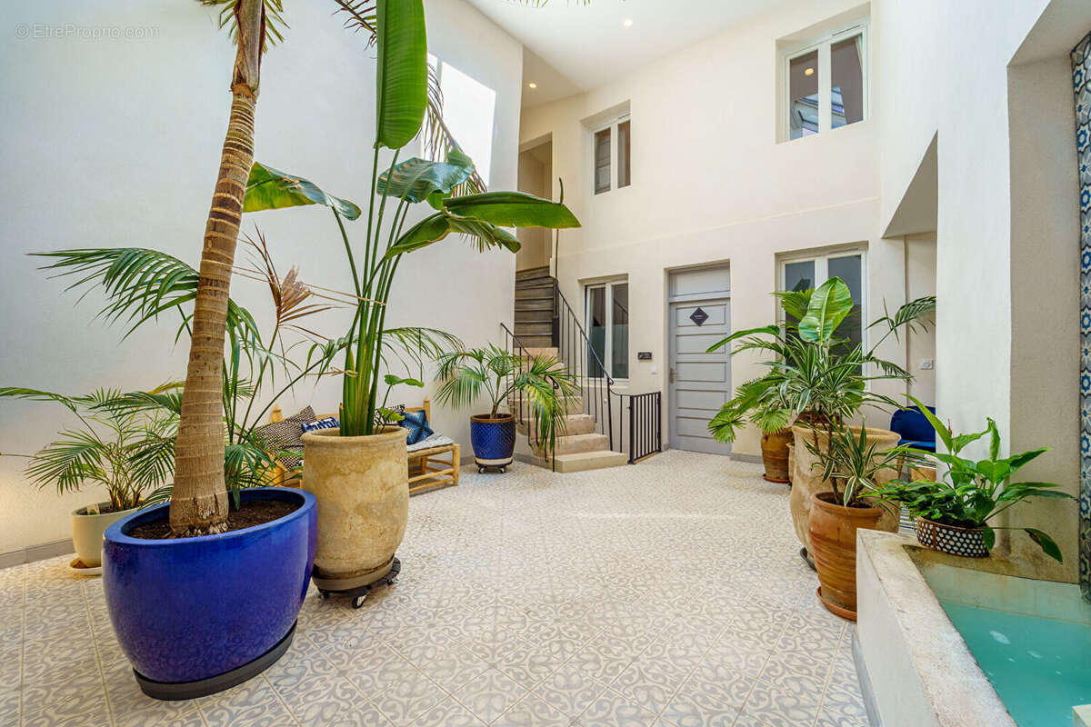 Maison à NUITS-SAINT-GEORGES