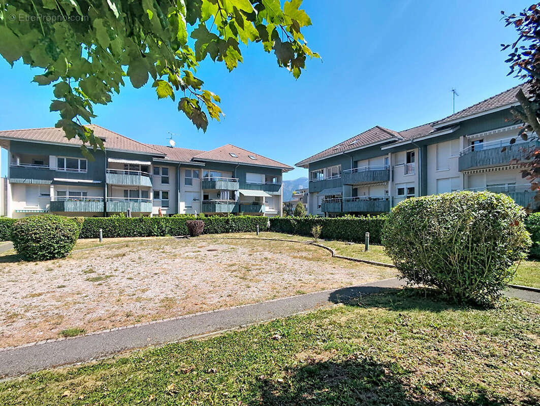 Appartement T3 - 64.37 m2 avec cave, balcon et parking - photo 16