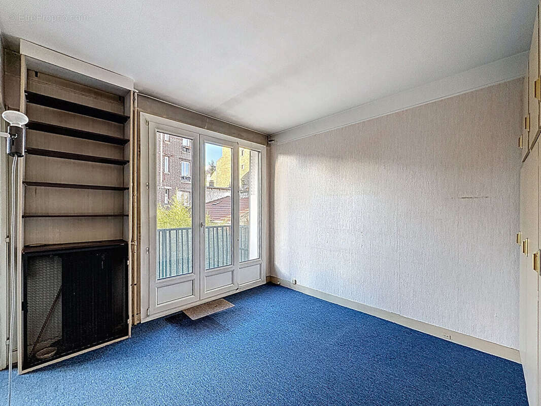 Appartement à SURESNES