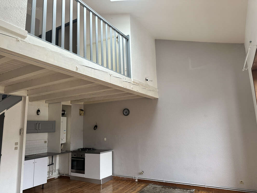 Appartement à SAINT-ETIENNE