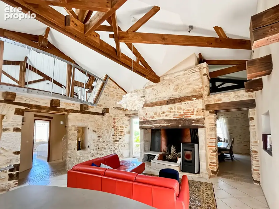 Maison en pierre rénovée avec vue imprenable - Grange - Aucun travaux - photo 4