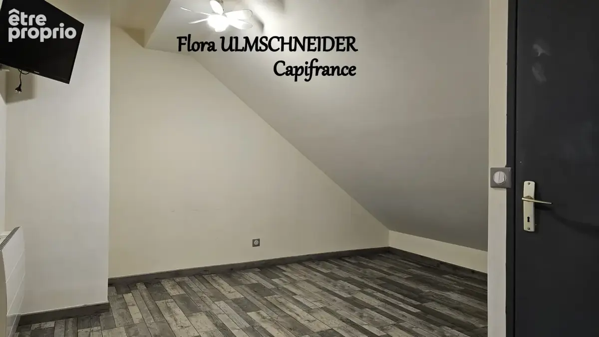 Authenticité et espace : grande maison mitoyenne en pierre avec 5 chambres à vendre à CHINDRIEUX avec garage et terrain proche d - photo 22