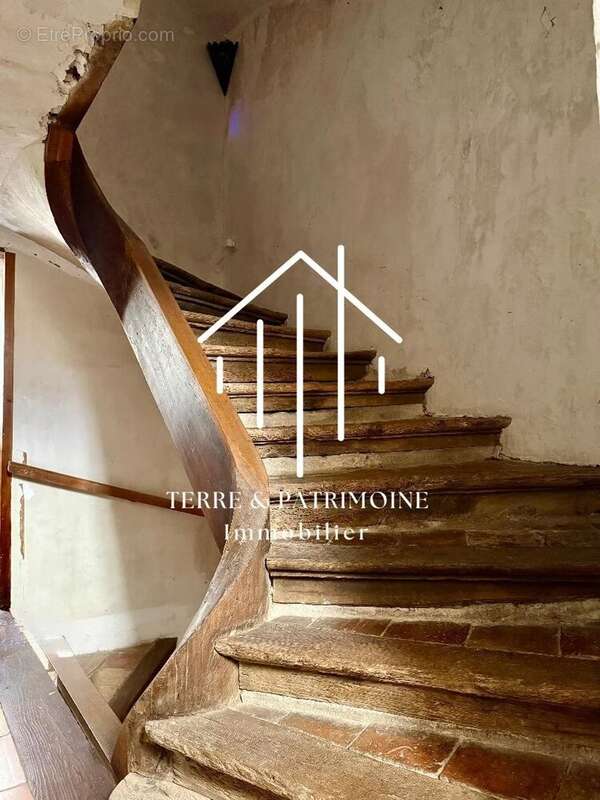 Maison à VALLON-PONT-D'ARC