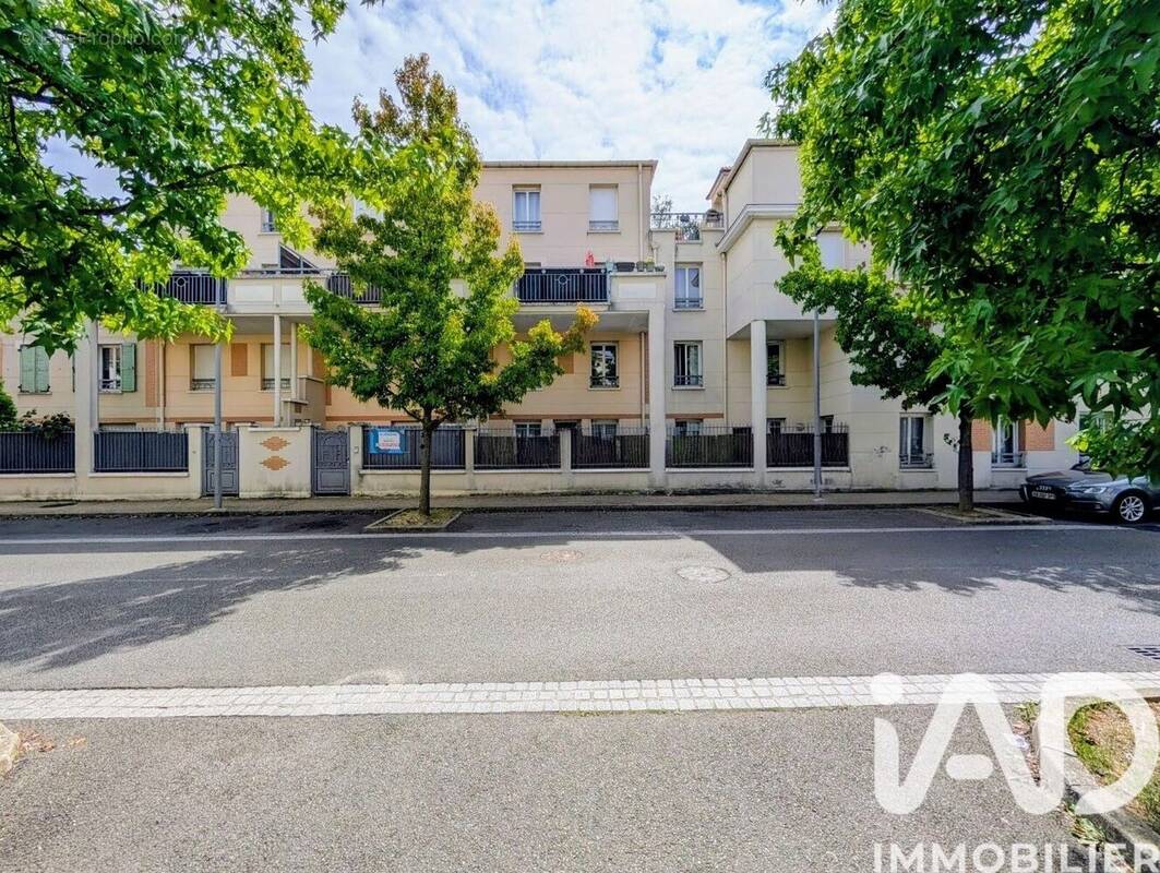 Photo 1 - Appartement à EZANVILLE