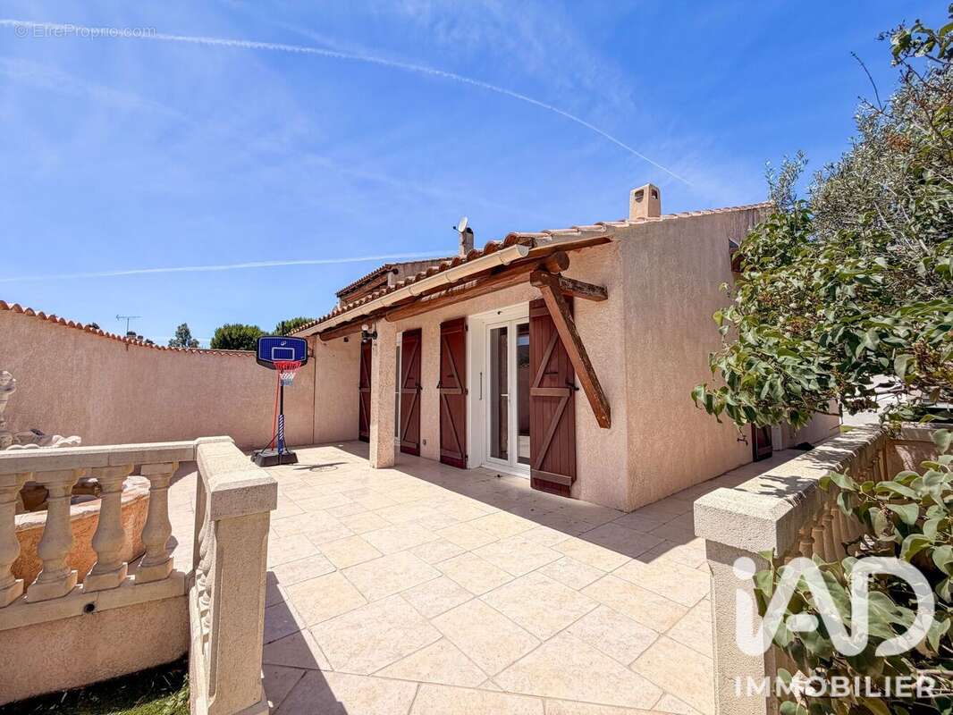 Maison 83 m² à Marseille-11e  - photo 4