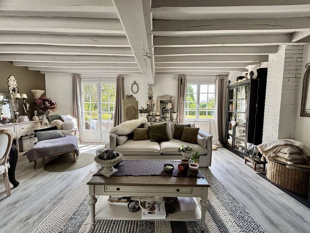 Maison à SAINT-MARTIN-DU-TILLEUL