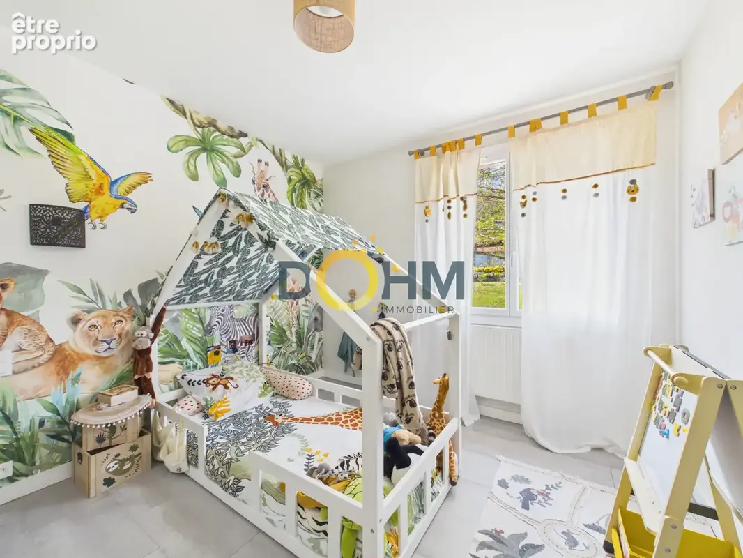 Espaly Saint Marcel ! Maison traditionnelle 295 m2 avec piscine sur 1534 m2 de terrain - photo 17