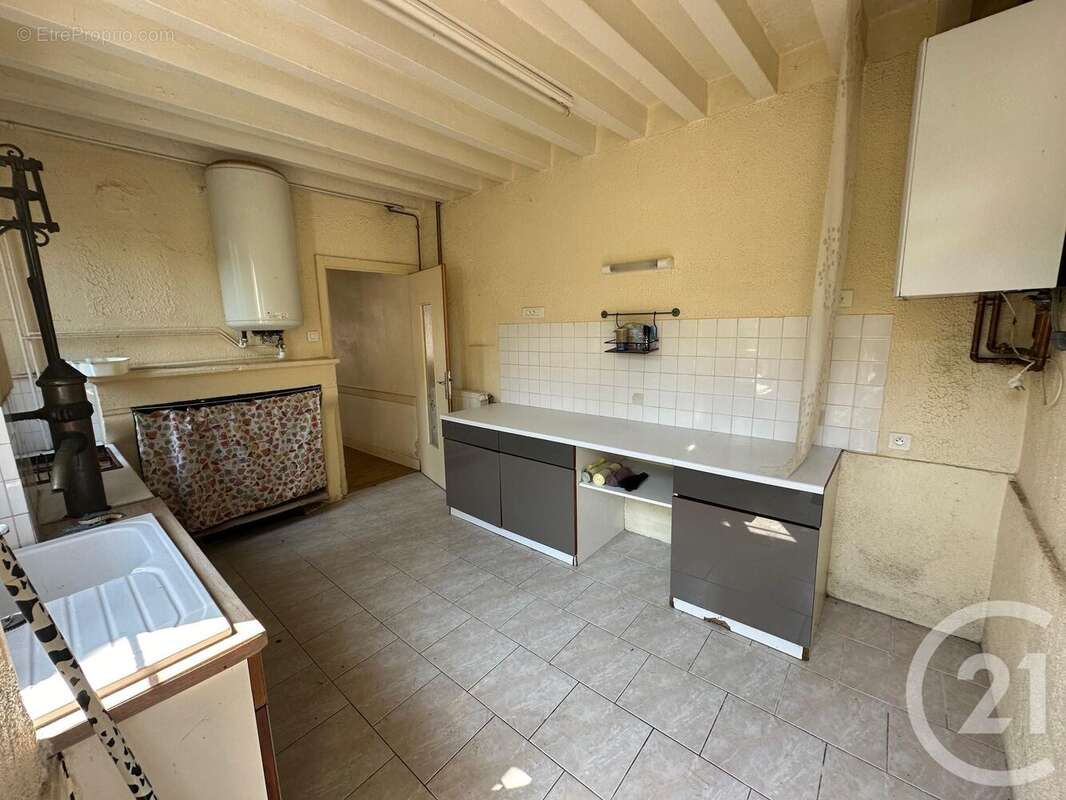 Maison 95 m² à Corvol-L'orgueilleux  - photo 7