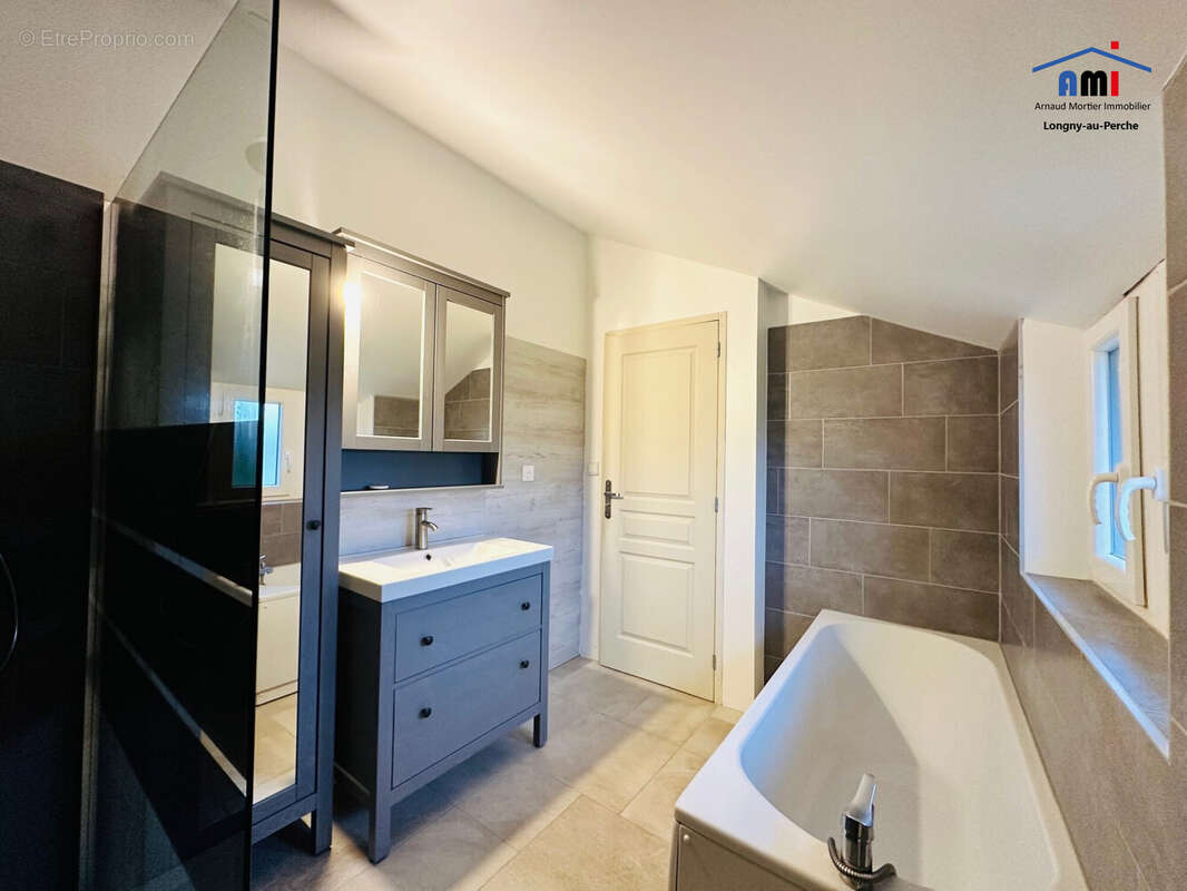 Maison à LONGNY-AU-PERCHE