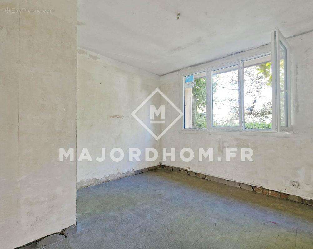 Appartement à MARSEILLE-9E