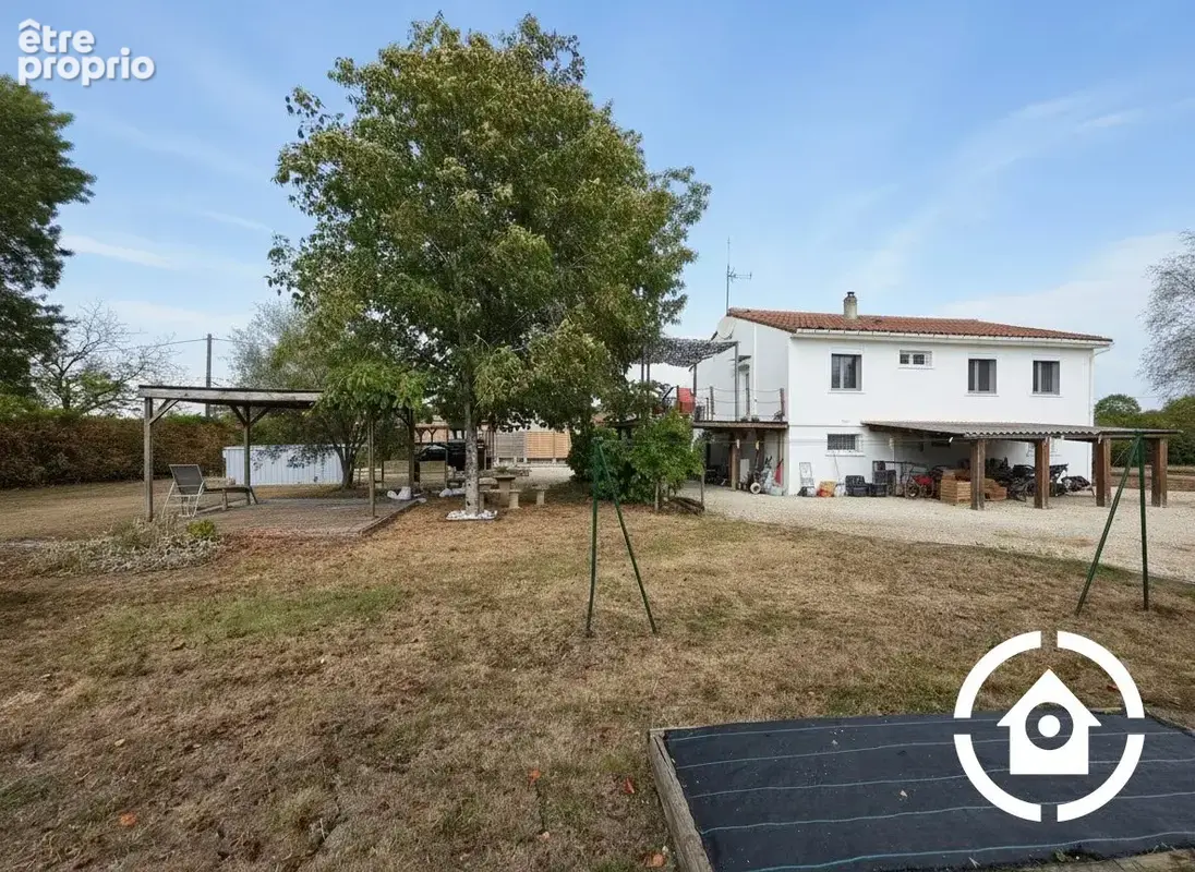 Maison 146 m² à Nercillac  - photo 5