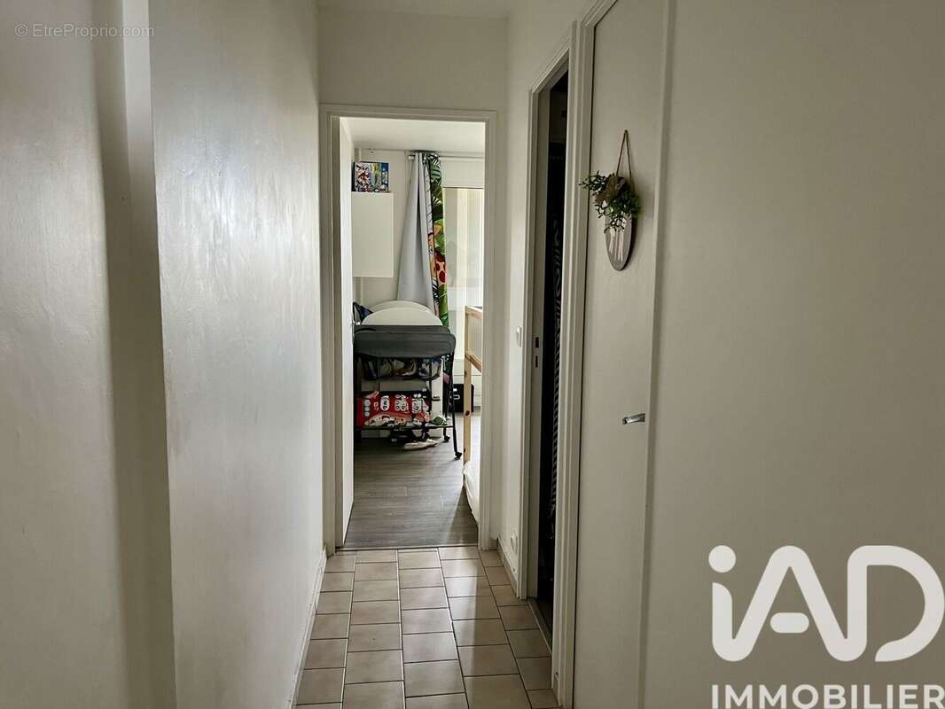 Photo 8 - Appartement à EPINAY-SUR-SEINE