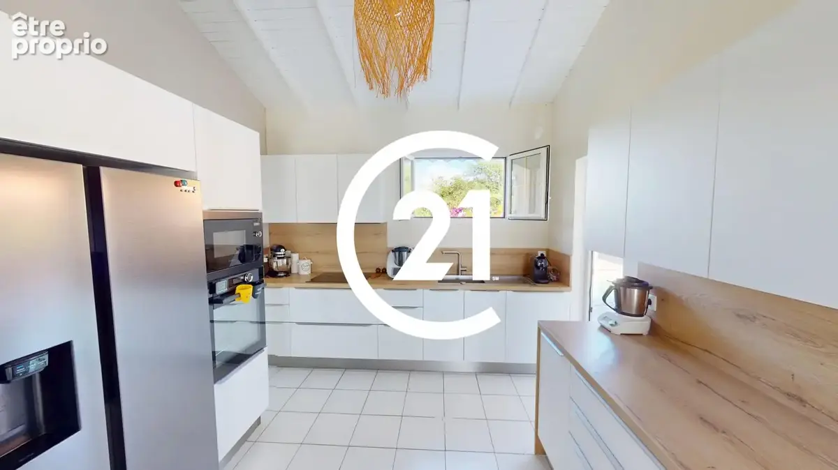 Maison 6 pièces 141 m² à vendre à Le Francois (97240) - photo 4