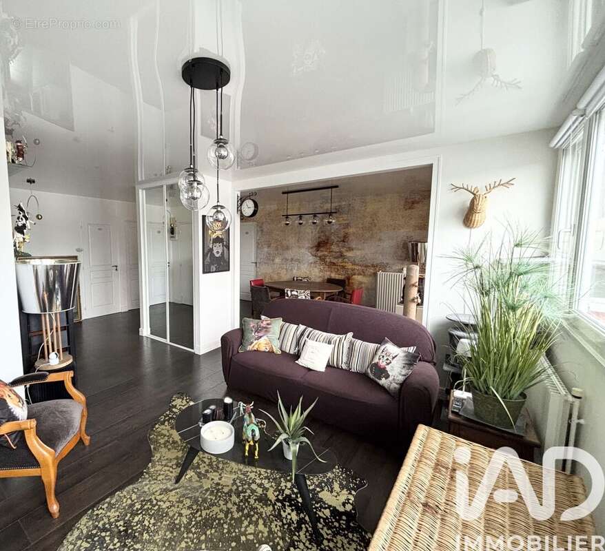 Photo 3 - Appartement à FLEURY-LES-AUBRAIS