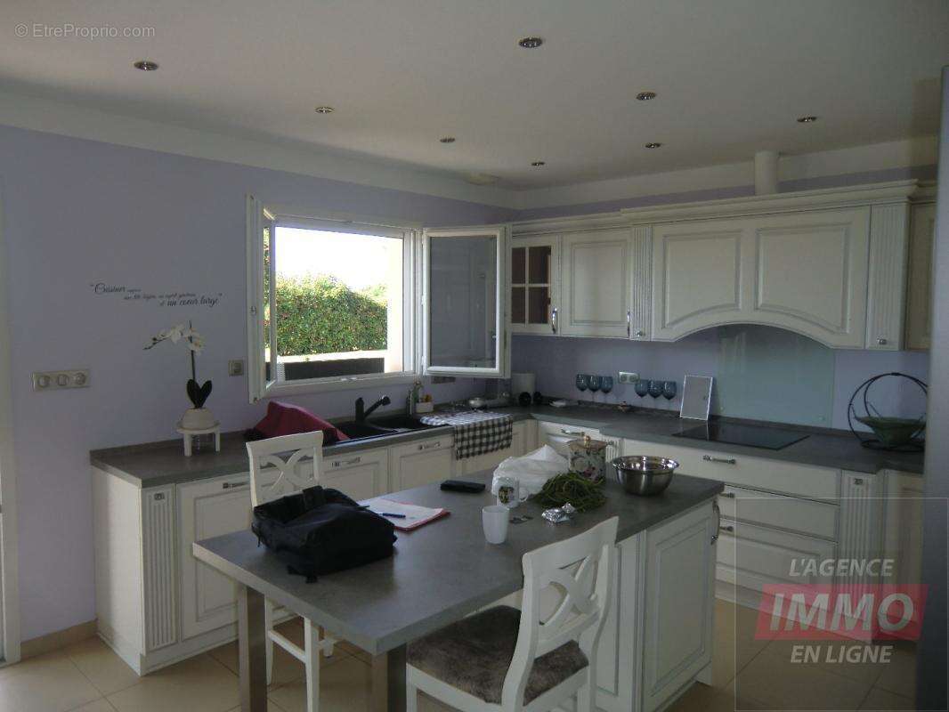 Maison 275 m² à Thermes-Magnoac  - photo 7